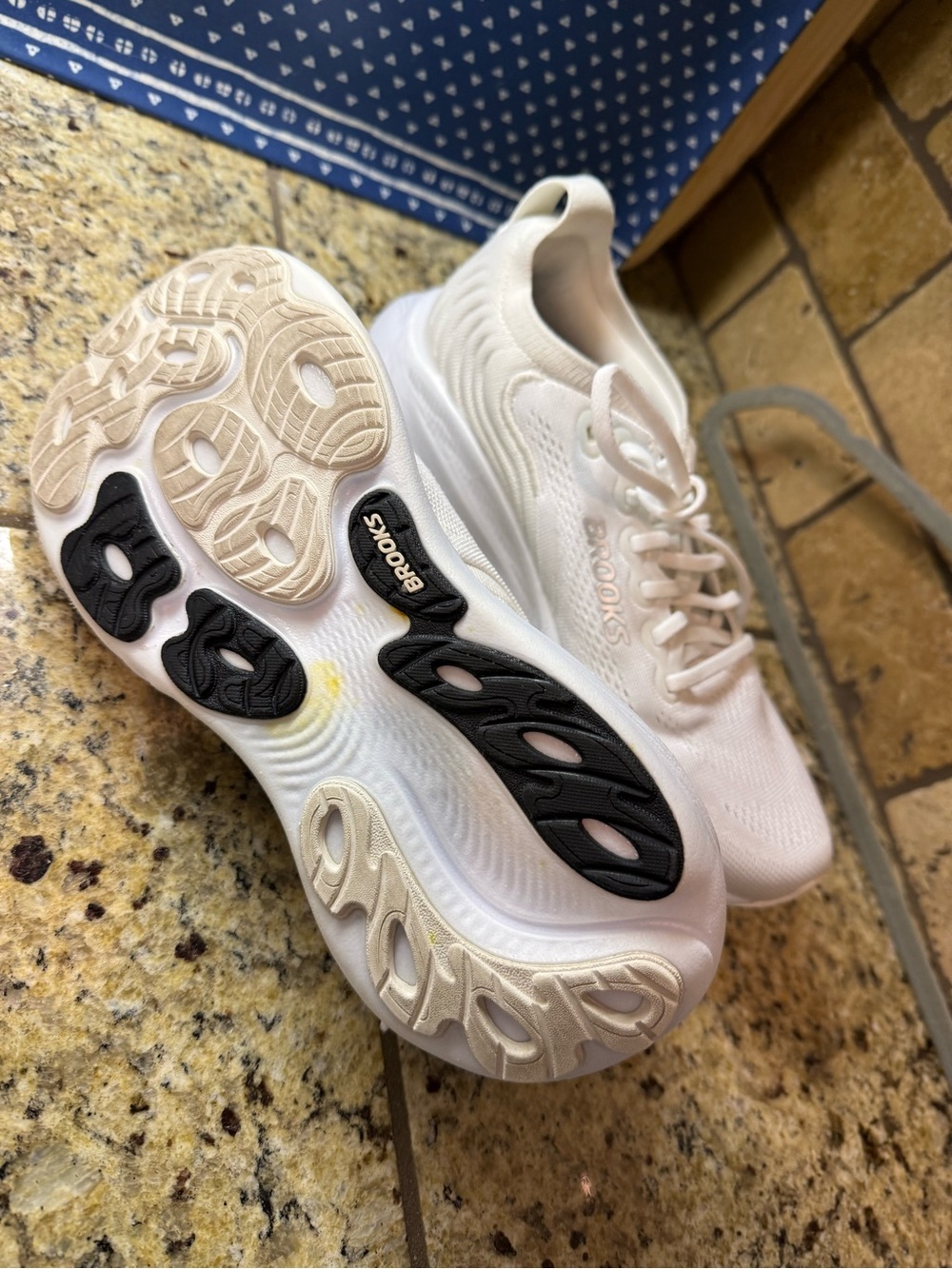 Brooks Women's White Athletic Running Sneakers - Picture 8 of 8